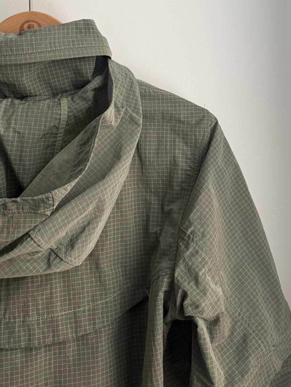 lululemon convertible hiking jacket - Picture 8 of 16